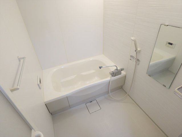 シャーメゾンサランBの浴室