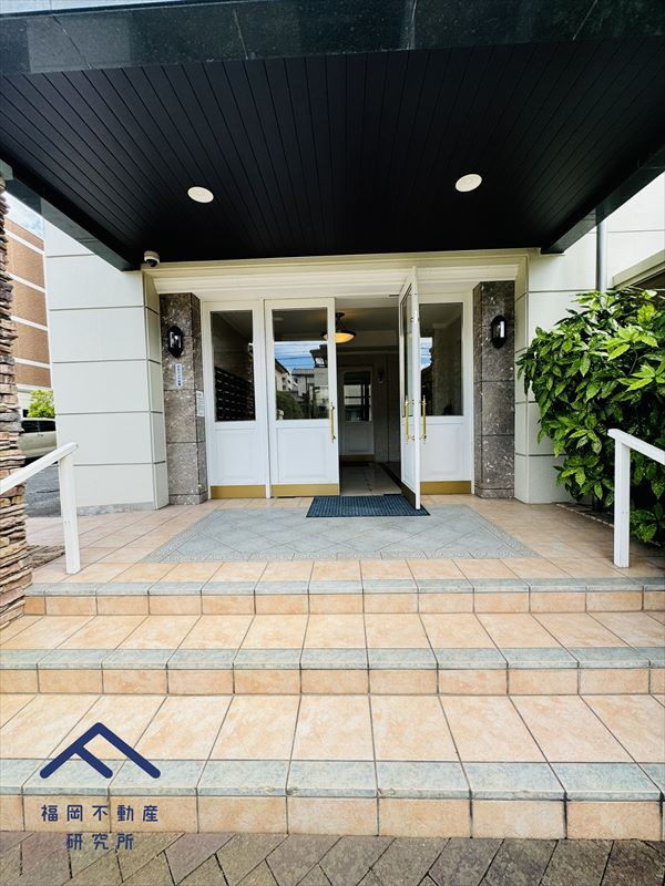 アーサー井尻エルファインのエントランス