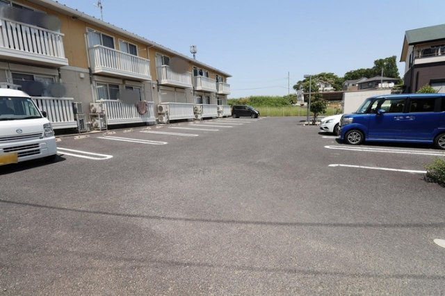 グランドソレーユ.Ｓの駐車場