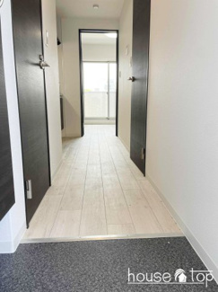 【玄関】 | リュミエール道意 | リュミエール道意