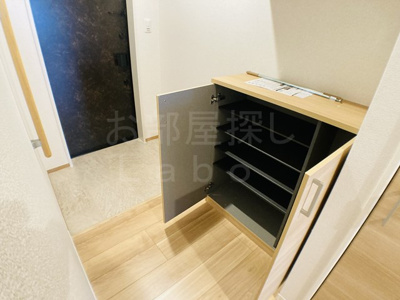 【玄関】 | Ｌｉｅｎ栄町