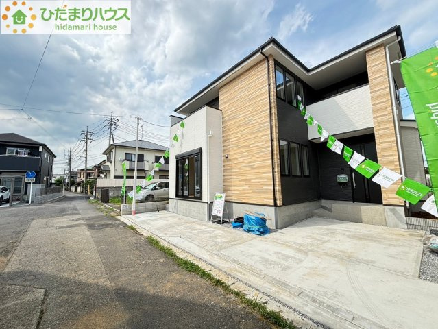桶川市北　８期　新築一戸建て　KEIAI Grace　01の前面道路含む現地写真