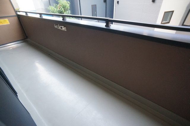 ゼフィール宝塚のバルコニー