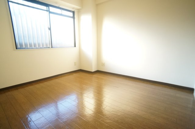 ゼフィール宝塚の寝室