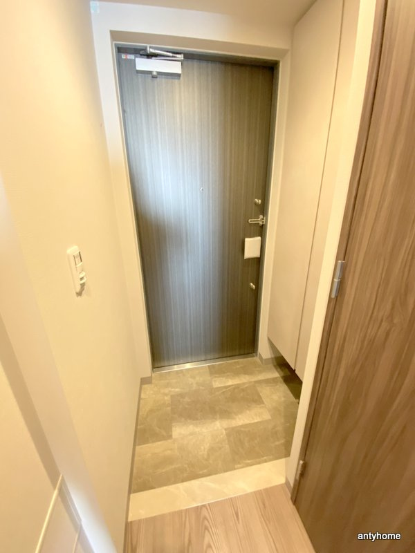 ルフォンプログレ堺筋本町タワーレジデンス　仲介手数料無料の玄関