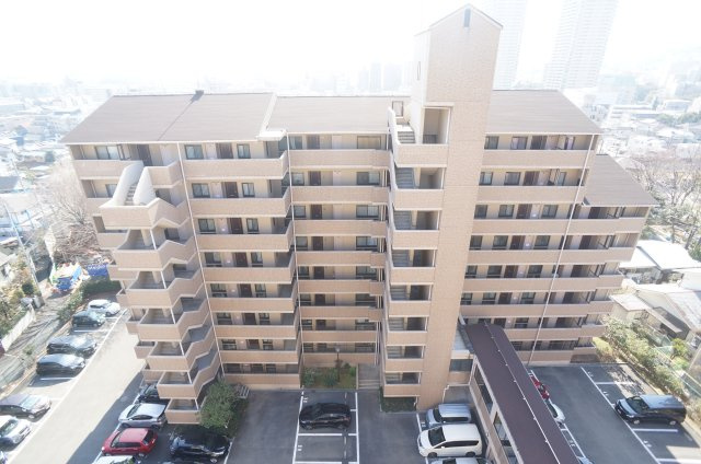 パセオ清荒神２番館の外観