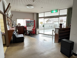 【玄関】 | 朝日旅館 | 収納もある玄関です