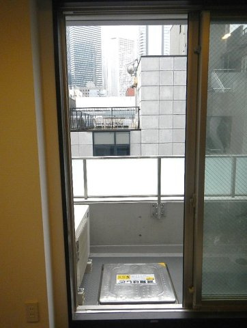 エーデルワイス西新宿のバルコニー