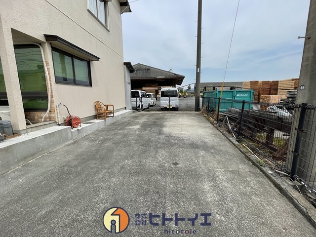 後ノ江戸建の駐車場