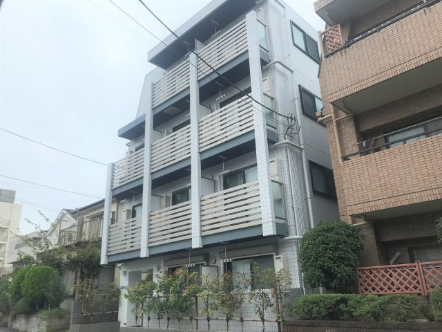 クラリス舞浜の外観