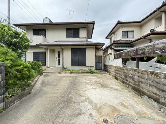 中古戸建　高取南１丁目の駐車場