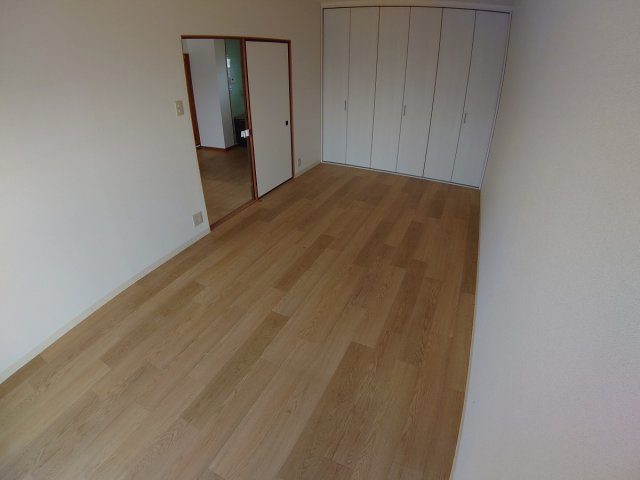 【寝室】 | リバティハイツ