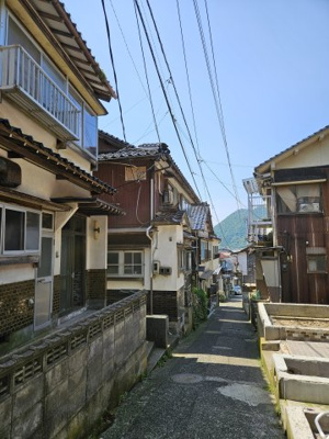 【前面道路含む現地写真】 | 岩美郡岩美町網代中古戸建て
