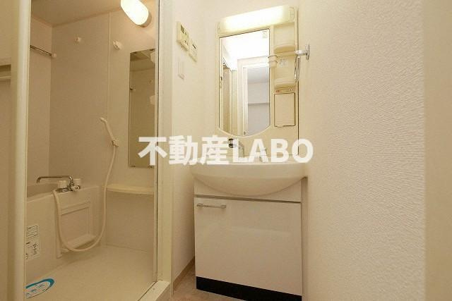 スワンズシティ大阪WESTの洗面所