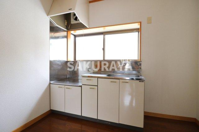 カネイシハウスⅠのキッチン|2024年5月撮影。