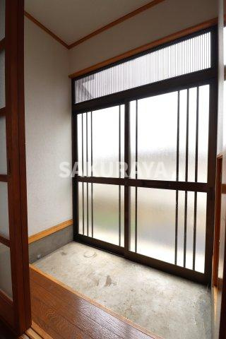 カネイシハウスⅠの玄関|2024年5月撮影。