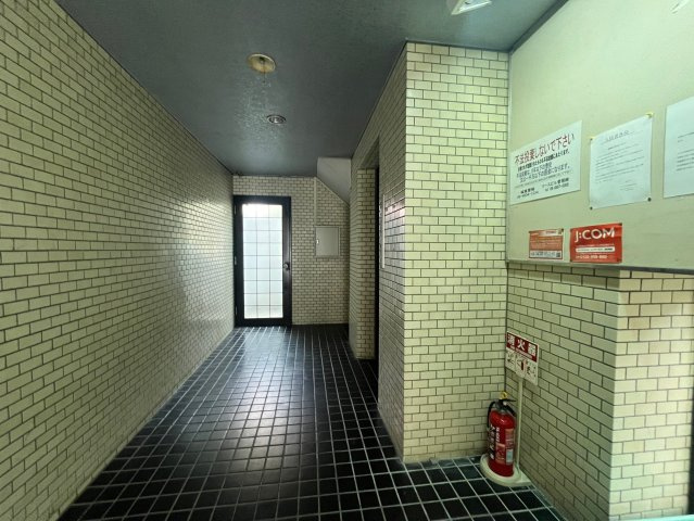 アイボリッチマンションのロビー|落ち着いたロビーです