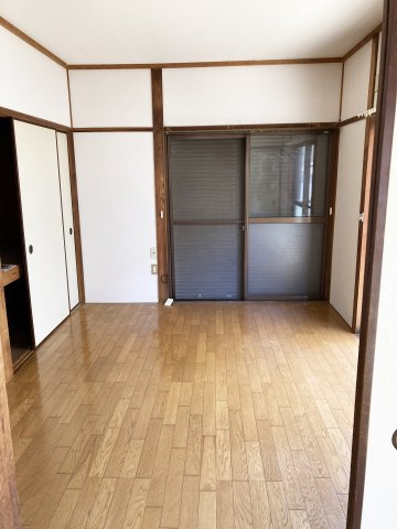 【洋室】 | 向陽台５丁目貸家