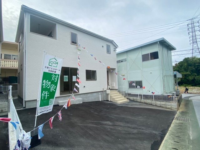 沖縄市桃原　第7　1号棟の外観