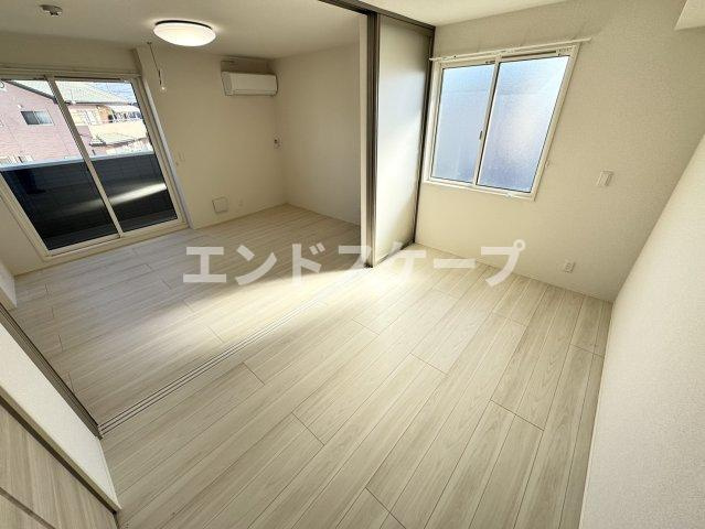 D-ROOM三河町の居間・リビング|高崎、前橋、伊勢崎エリアのお部屋探しはエンドスケープまで！お客様の理想お聞かせ下さい♪