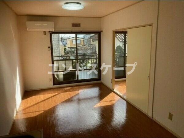プラザ片岡の居間・リビング|高崎、前橋のお部屋探しはエンドスケープまで！お客様の理想お聞かせ下さい♪