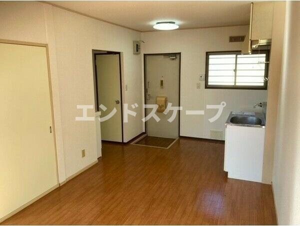 プラザ片岡の洋室|高崎、前橋のお部屋探しはエンドスケープまで！お客様の理想お聞かせ下さい♪