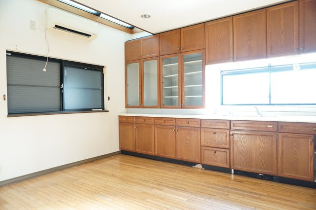 中古戸建　四條畷市中野本町（平成7年築）の居間・リビング