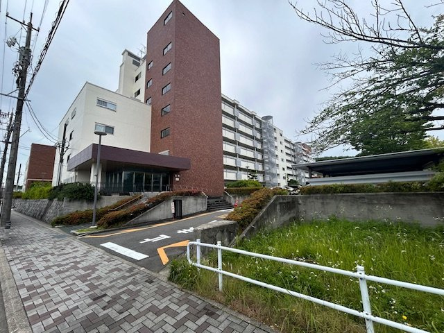 光が丘ハイツ　B棟の外観