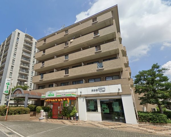 日宝ポニクレール府中の外観