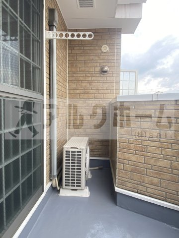 シャルマンメゾン1号棟のバルコニー