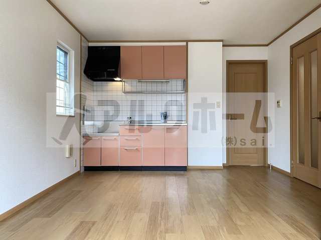 シャルマンメゾン1号棟の居間・リビング