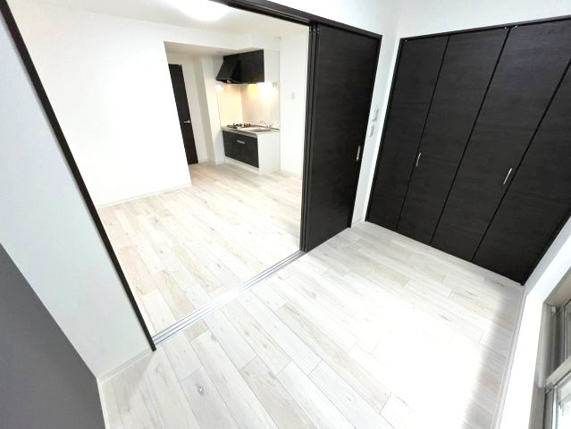 ジーメゾン寝屋川秦町ルシェールの寝室