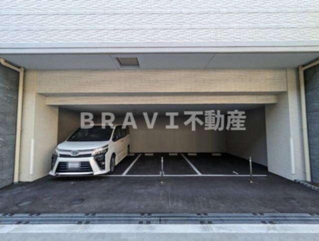 エスリードレジデンス梅田マークス BRAVI不動産の駐車場