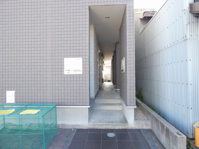 【エントランス】 | デザイナーズコーポ名北