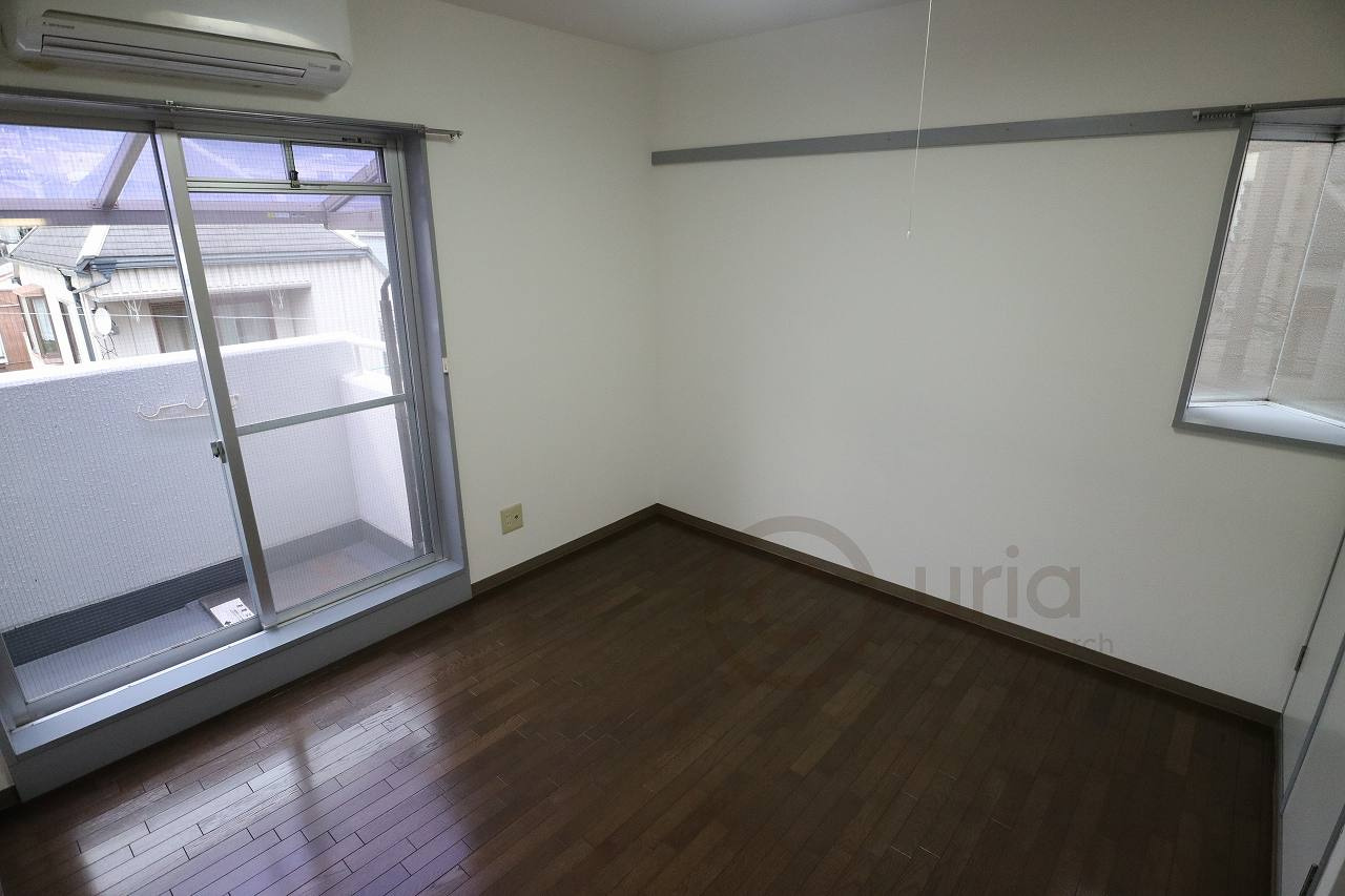 フォーラム王子公園の洋室