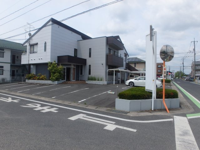 総社市中央３丁目　クリニック跡の外観