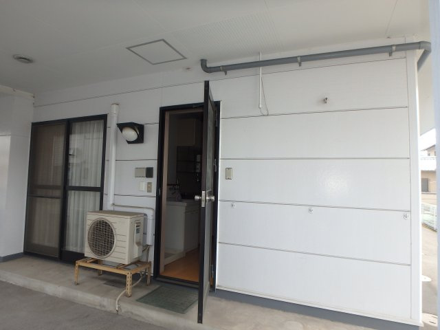 総社市中央３丁目　クリニック跡の外観