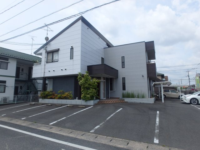 総社市中央３丁目　クリニック跡の外観