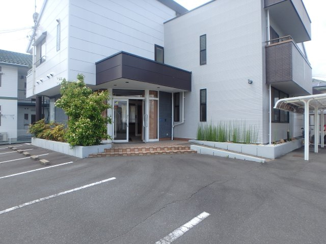 総社市中央３丁目　クリニック跡の外観