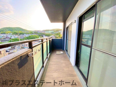【バルコニー】 | シャトレンうぐいす