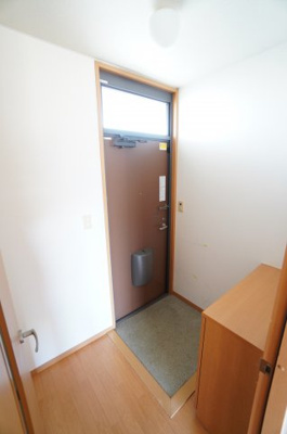 【玄関】 | エブリン Y | ※同物件・同タイプの写真です。