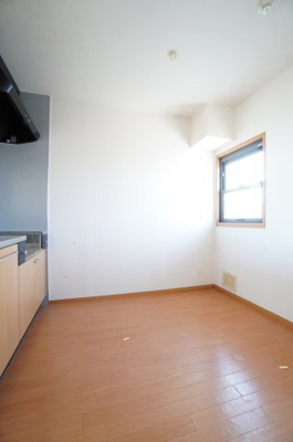 【キッチン】 | エブリン Y | ※同物件・同タイプの写真です。