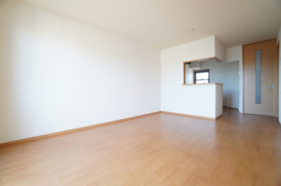 【居間・リビング】 | エブリン Y | ※同物件・同タイプの写真です。