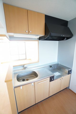 【キッチン】 | エブリン Y | ※同物件・同タイプの写真です。
