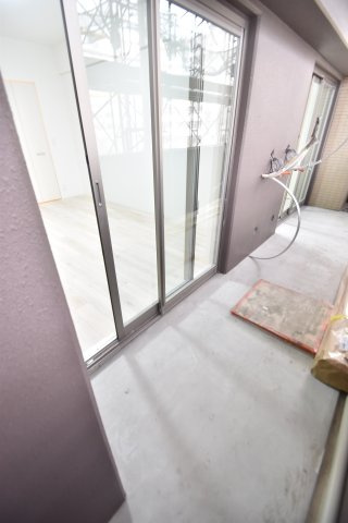 大阪市都島区内代町３丁目の賃貸マンションのバルコニー