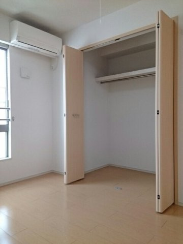 グラン　ブリーユの収納|大きなものも収納できそうです