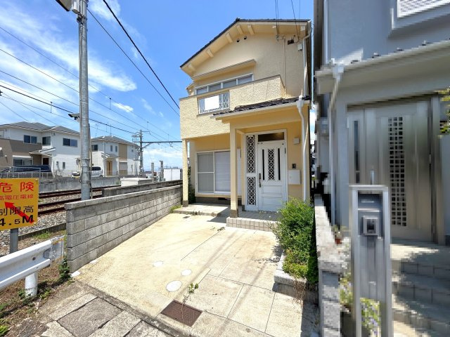 近鉄『伊勢田』駅まで徒歩９分＆２沿線利用可♪令和６年３月リフォーム済で即入居ＯＫ！宇治市広野町桐生谷の外観|外観