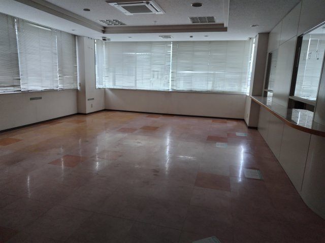 ６２９７５　岐阜市粟野西事業用建物の内装