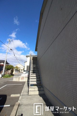 【エントランス】 | エスティーヌくらした