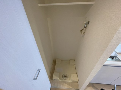 【設備】 | アドバンス新大阪ウエストゲートⅡ | 室内洗濯機置き場です。